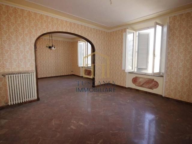 Appartamento in vendita a Colle di Val d'Elsa SI