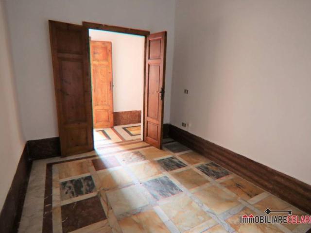 Appartamento in vendita a Colle di Val d'Elsa SI