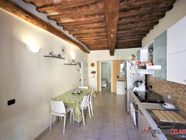 Appartamento in vendita a Colle di Val d'Elsa SI