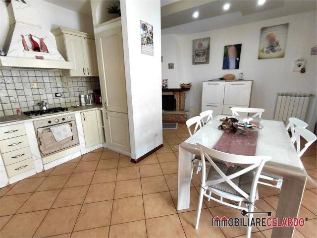 Appartamento in vendita a Colle di Val d'Elsa SI