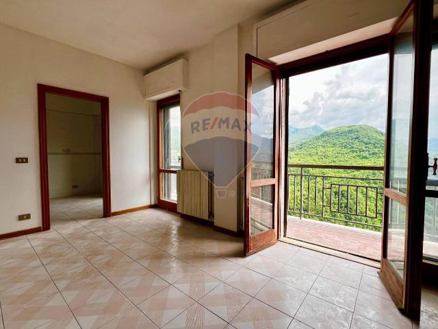 Appartamento in vendita a Colledimezzo