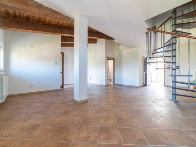 Appartamento in vendita a Colleferro RM