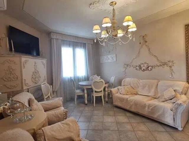 Appartamento in vendita a Collesalvetti LI