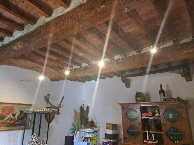 Appartamento in vendita a Collesalvetti LI