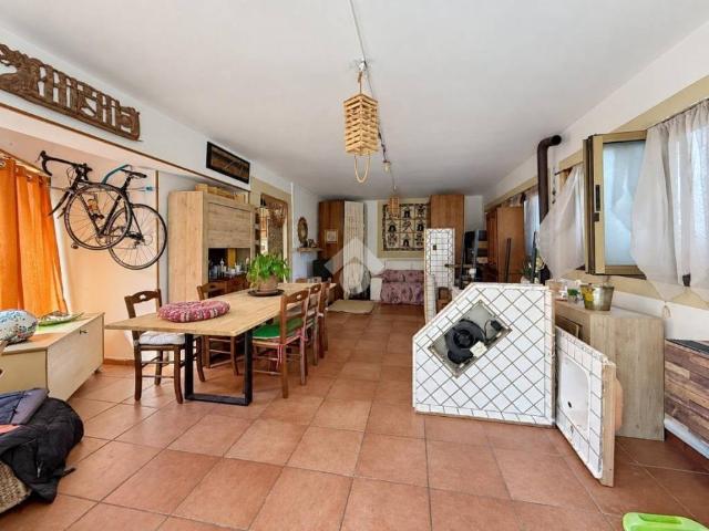 Appartamento in vendita a Collesalvetti LI