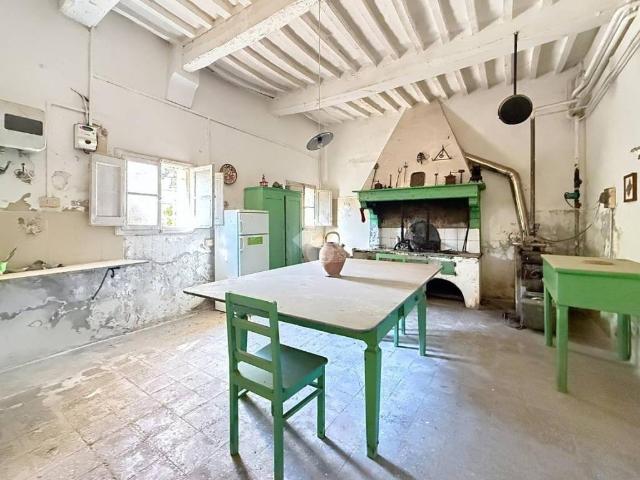 Appartamento in vendita a Collesalvetti LI