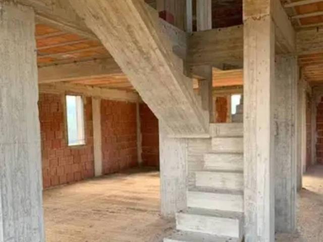 Appartamento in vendita a Collesano PA