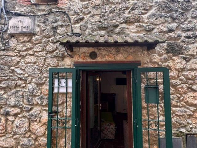 Appartamento in vendita a Collepardo FR