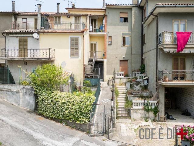 Appartamento in vendita a Colli sul Velino RI