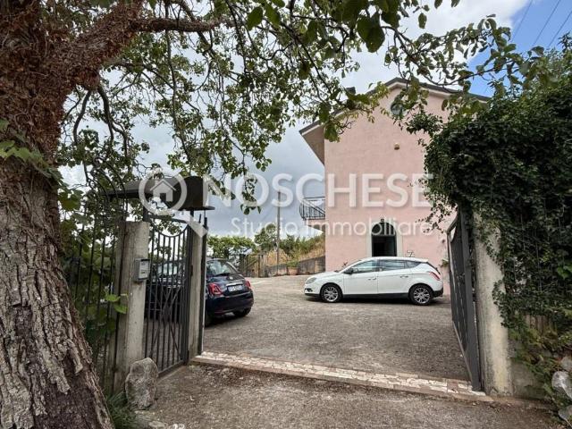 Appartamento in vendita a Colliano SA