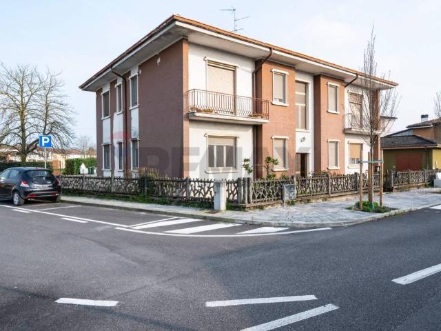 Appartamento in vendita a Commessaggio MN
