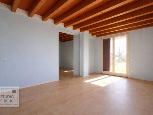 Appartamento in vendita a Commessaggio MN