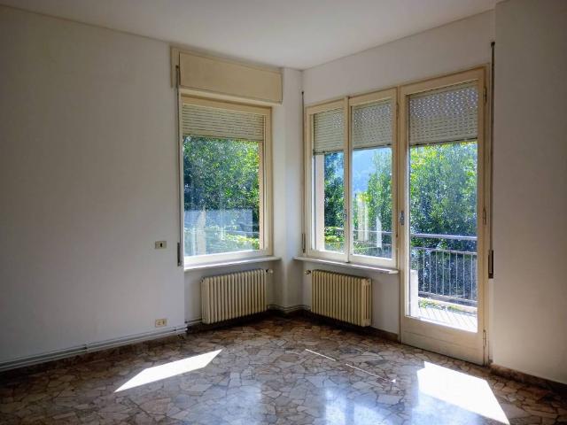Appartamento in vendita a Como CO