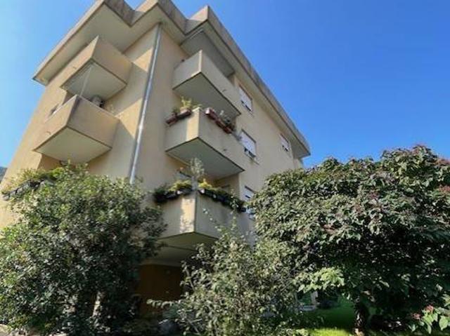 Appartamento in vendita a Como CO
