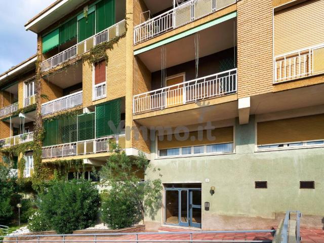 Appartamento in vendita a Como CO
