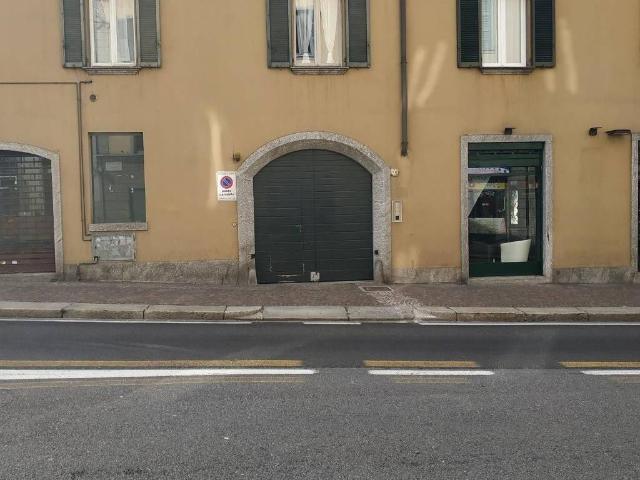 Appartamento in vendita a Como CO