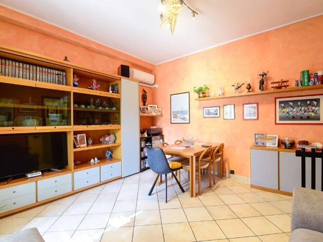 Appartamento in vendita a Como CO