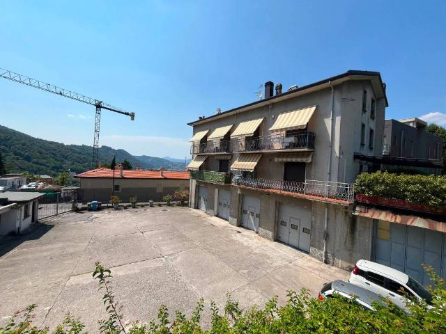 Appartamento in vendita a Como CO