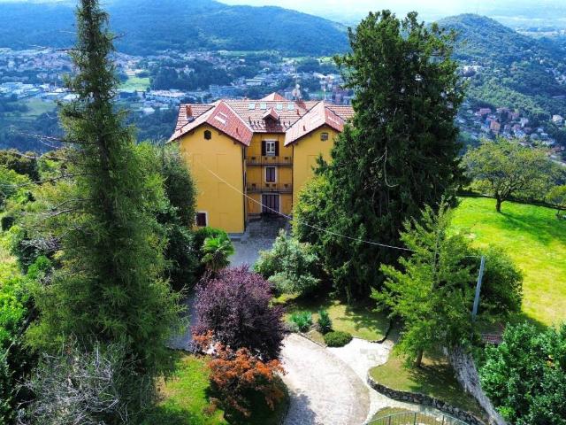 Appartamento in vendita a Como CO