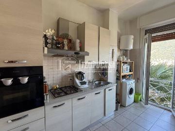 Appartamento in vendita a Como CO