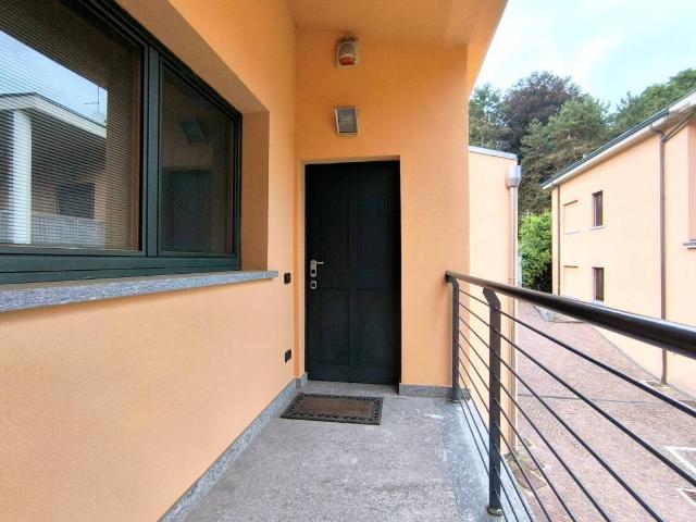 Appartamento in vendita a Como CO