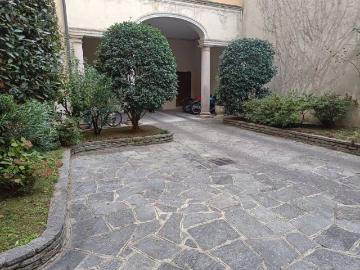 Appartamento in vendita a Como CO