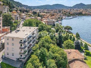 Appartamento in vendita a Como CO