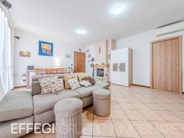 Appartamento in vendita a Comazzo LO