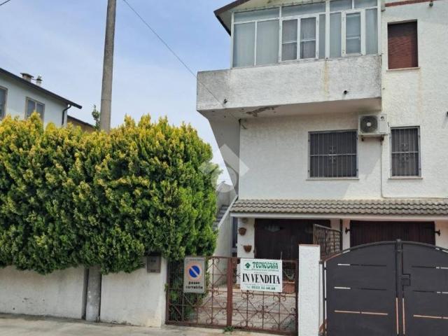 Appartamento in vendita a Comacchio FE