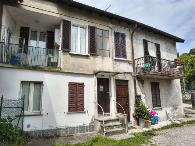 Appartamento in vendita a Comerio VA