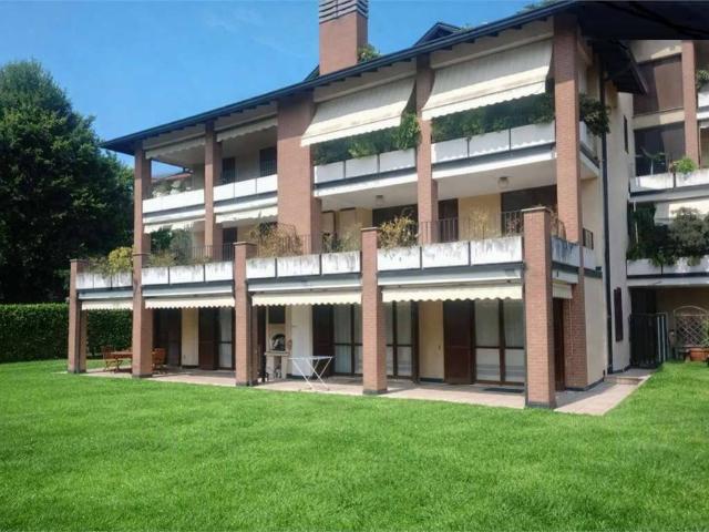 Appartamento in vendita a Comerio VA