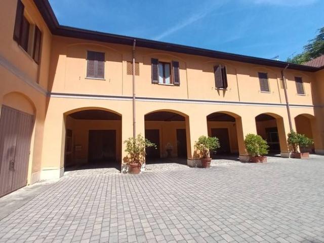 Appartamento in vendita a Comerio VA