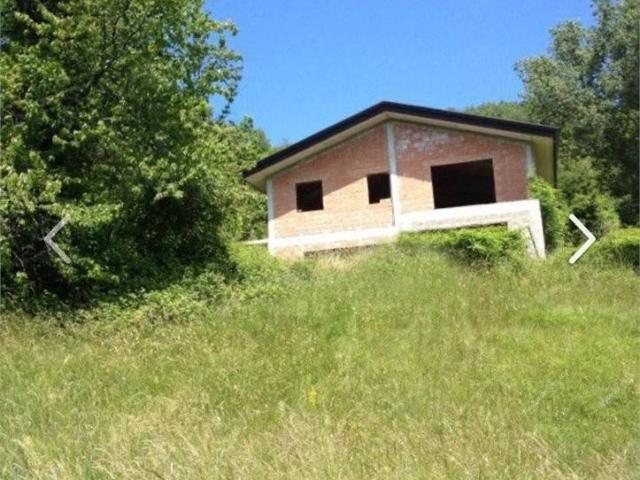 Villa in vendita a Compiano PR