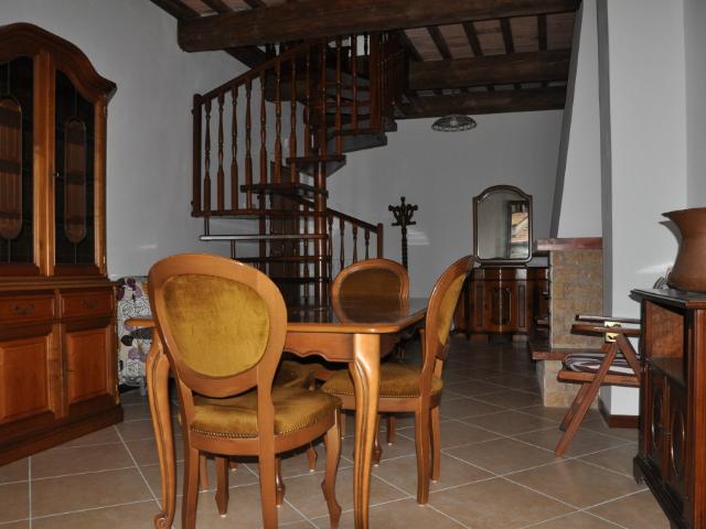Appartamento in vendita a Comunanza, Centro