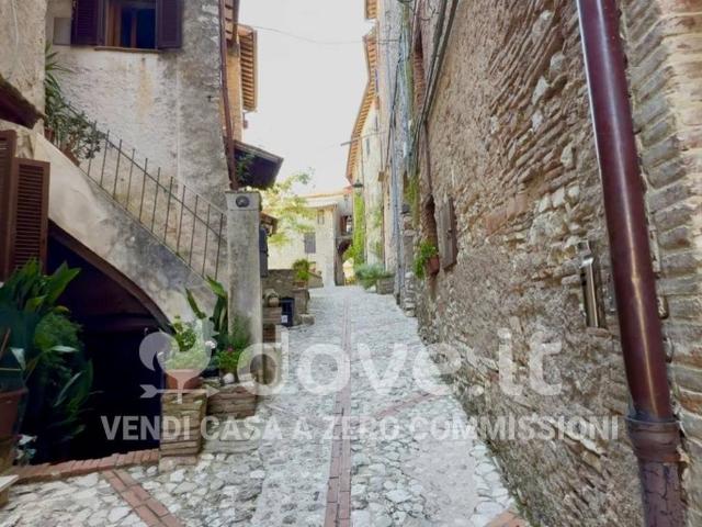 Appartamento in vendita a Contigliano RI
