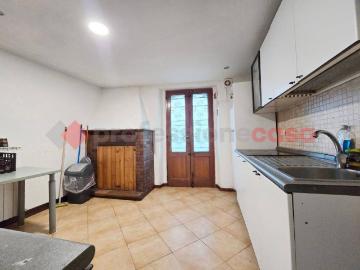 Casa indipendente in vendita a Contigliano RI