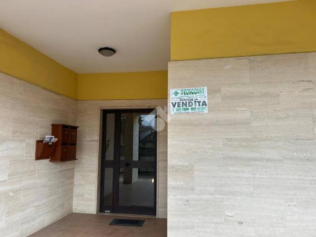 Appartamento in vendita a Contrada AV