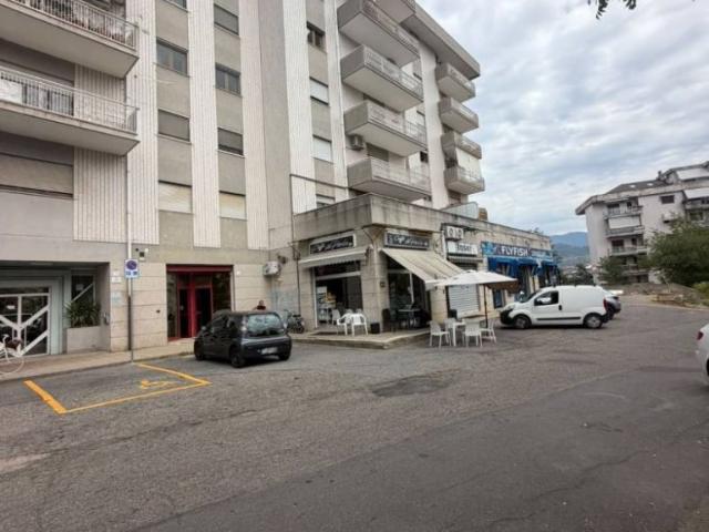 Appartamento in vendita a Cosenza piazza 1 Maggio, Stadio Città 2000