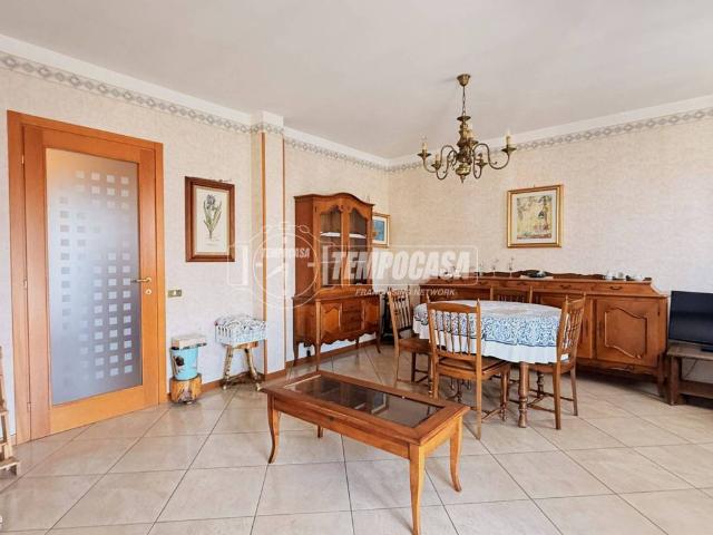 Appartamento in vendita a Cossato BI