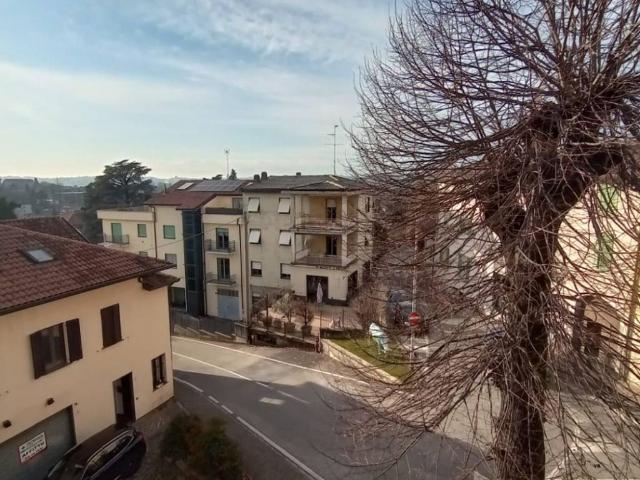 Appartamento in vendita a Costa Masnaga LC