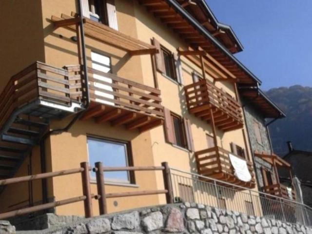 Appartamento in vendita a Costa Serina BG