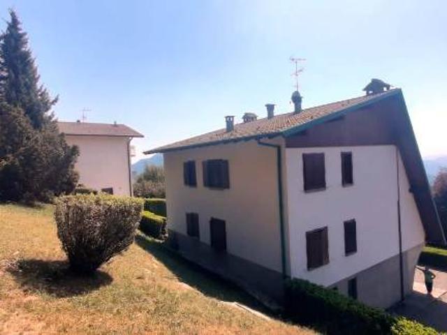 Appartamento in vendita a Costa Serina BG