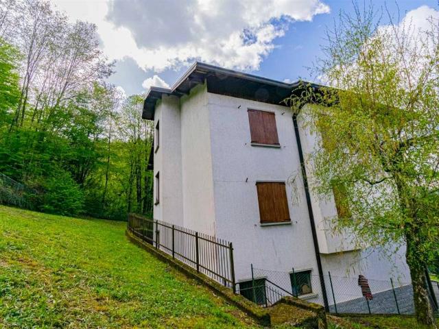 Appartamento in vendita a Costa Serina BG