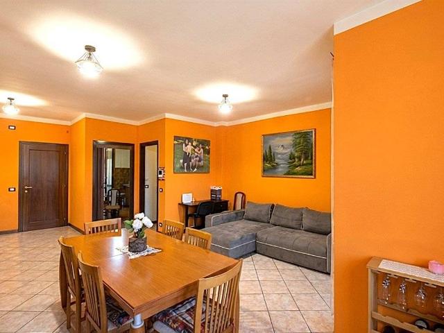 Appartamento in vendita a Costa Volpino BG