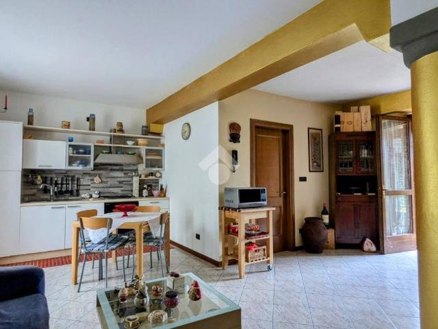 Appartamento in vendita a Costa Volpino BG