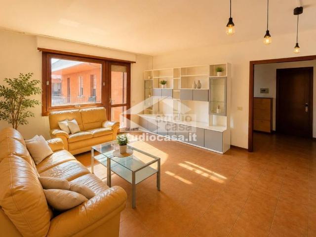 Appartamento in vendita a Costa Volpino BG