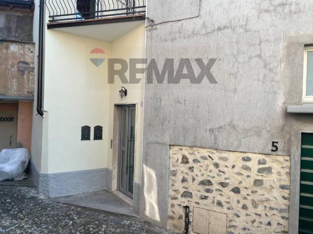 Appartamento in vendita a Costa Volpino BG