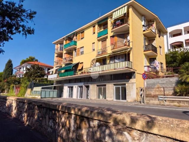 Appartamento in vendita a Costarainera IM