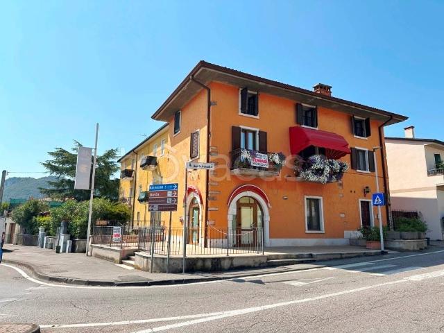 Appartamento in vendita a Costermano sul Garda via Adolfo Consolini, 35