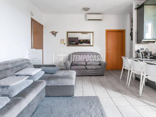 Appartamento in vendita a Cormano MI